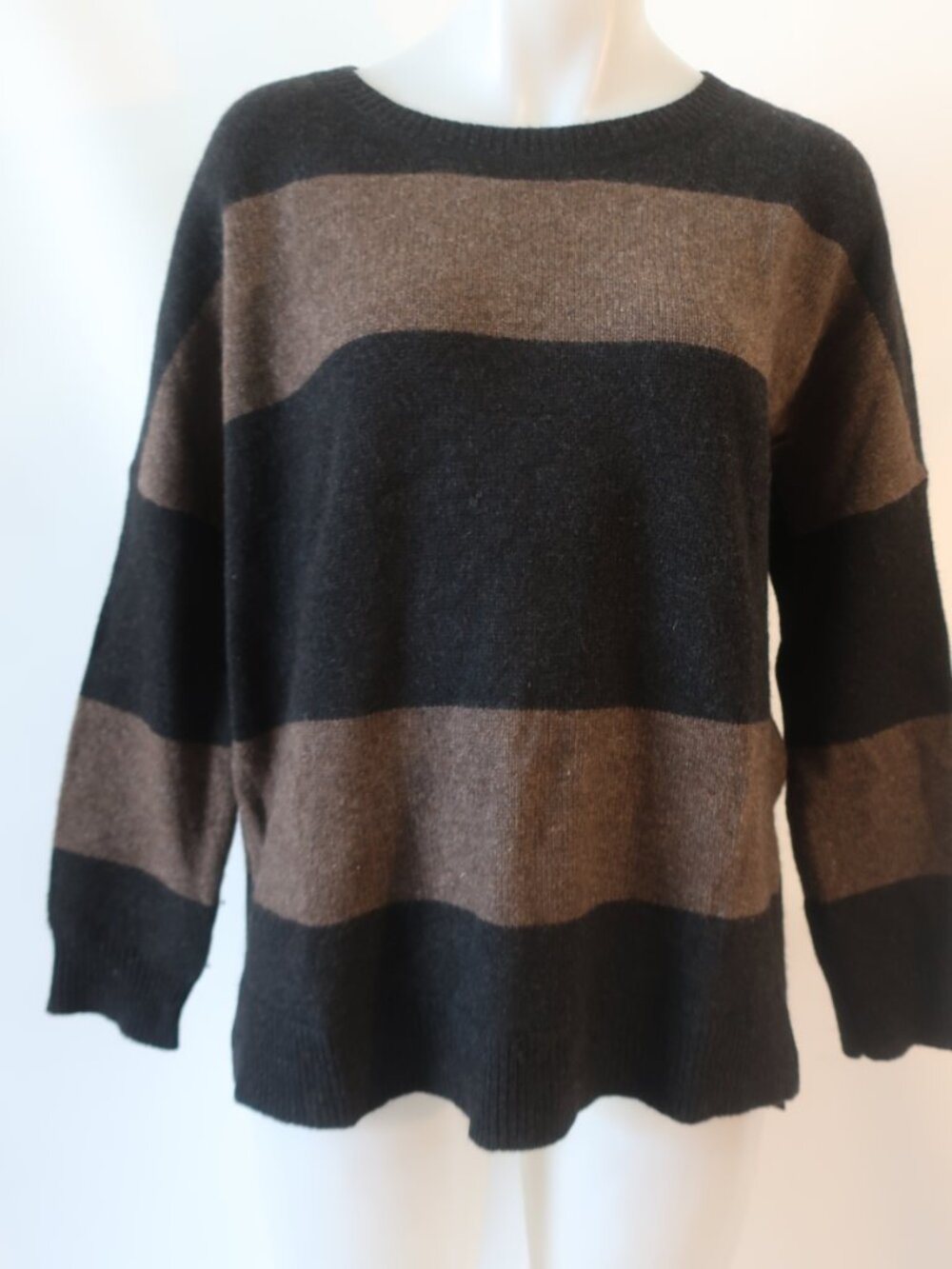 Vince x Bergdorf Goodman Black Brown (Item- 22) Wool Yak Colorblock Sweater M